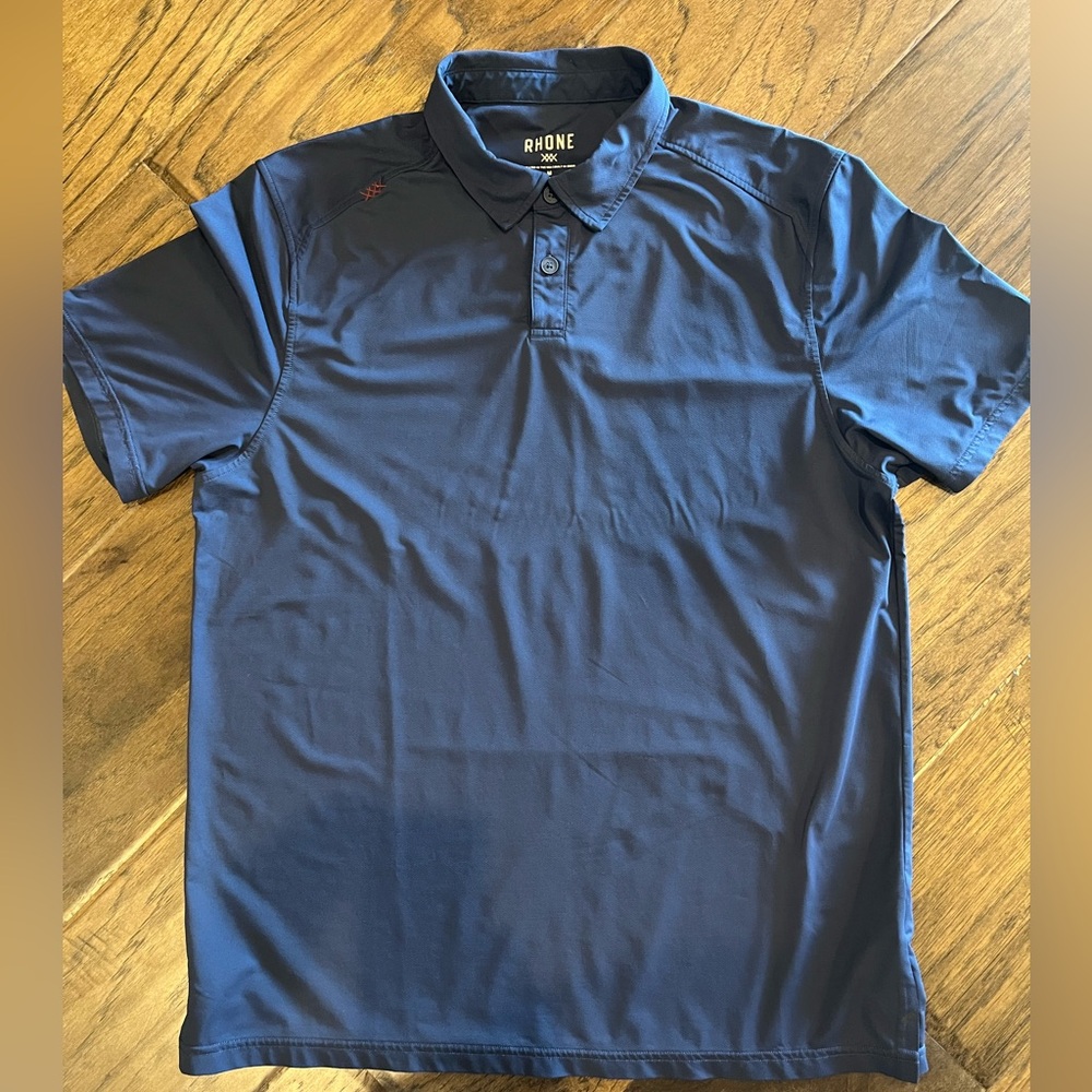 RHÔNE. men’s. Short sleeve. Delta Pique polo. Navy. Medium.